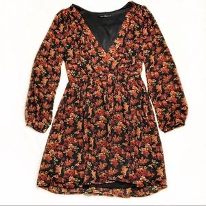 **SALE: Doe & Rae Vintage Floral Long Sleeve Dress